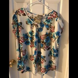 New 2x with necklace